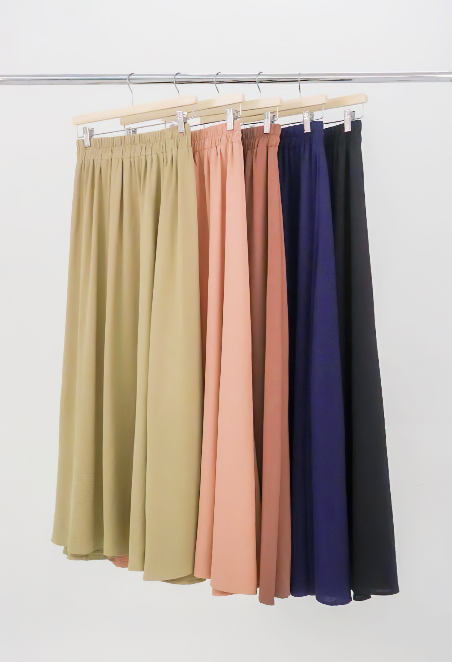 Double-width Elastic Waistband Maxi Skirt