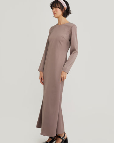 Elegant Satin Long Sleeve Maxi Dress nichii (Malaysia) Elegant Satin Long Sleeve Maxi Dress nichii (Malaysia)