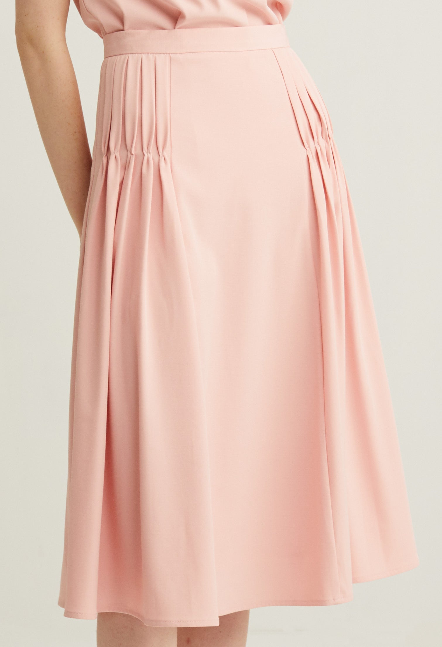 Twist Pleated Umbrella Midi Skirt