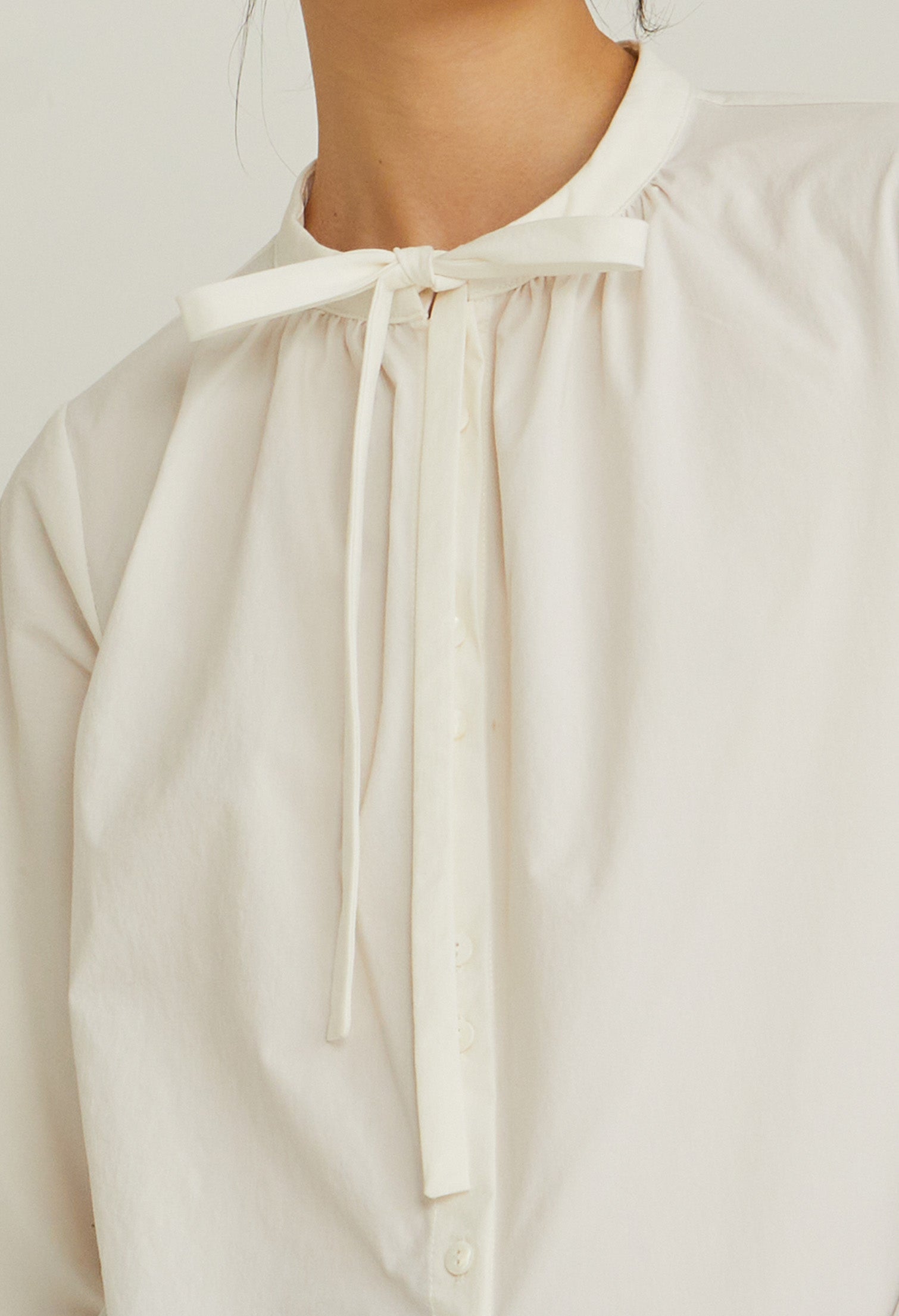 Radiant Bow Long Sleeves Top