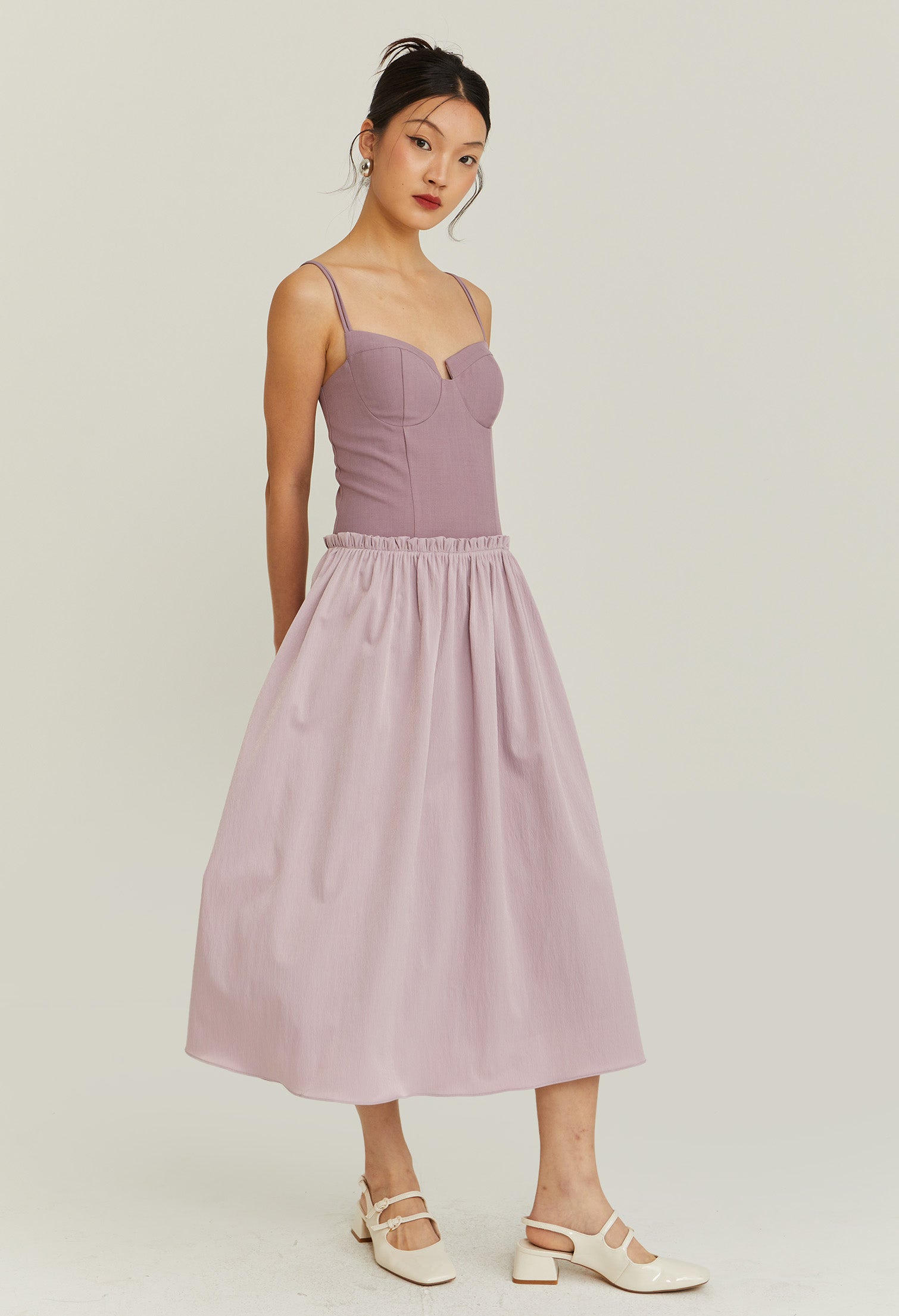 Dusklace Sweetheart Midi Dress