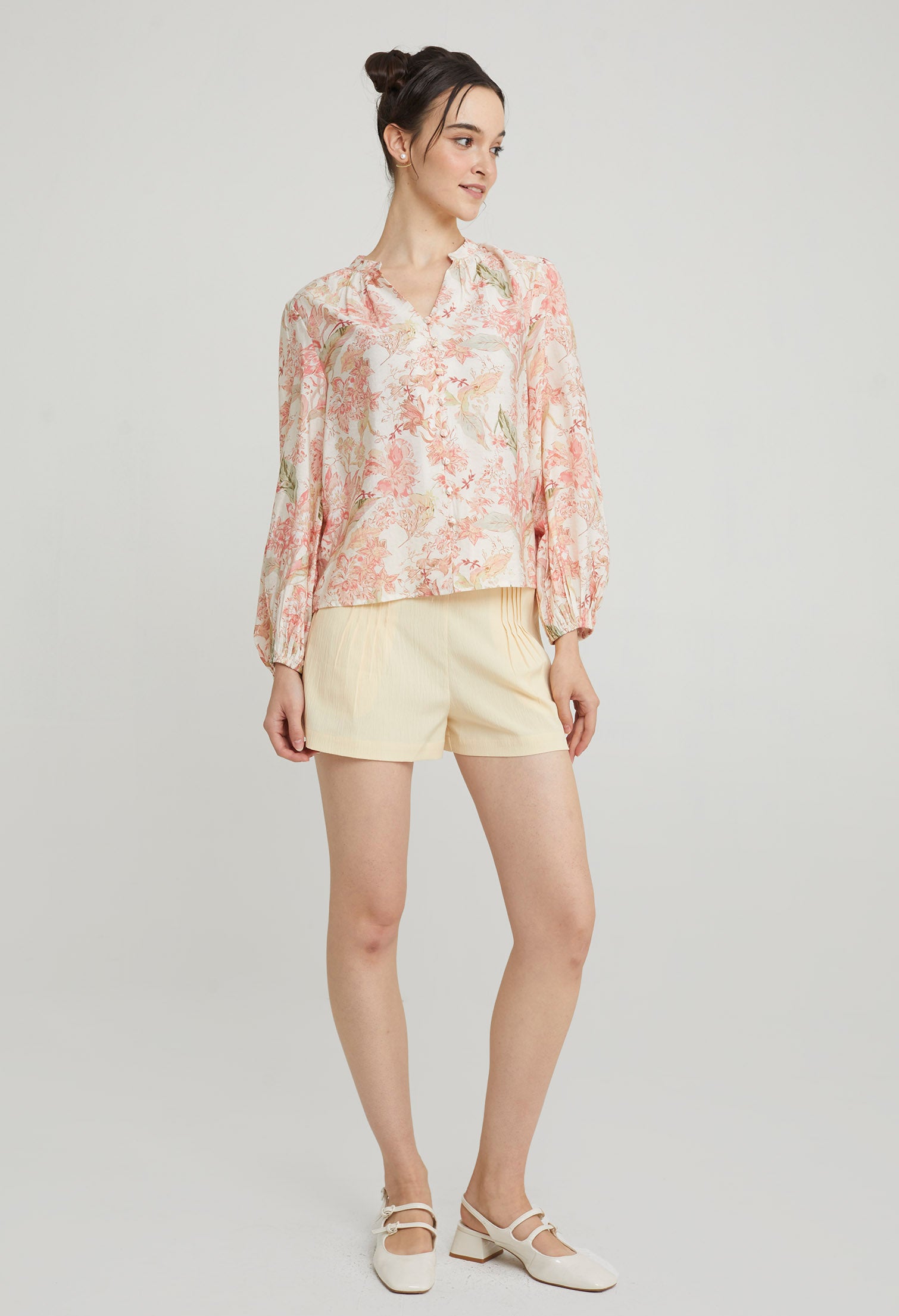 Petal Long Sleeves Blouse