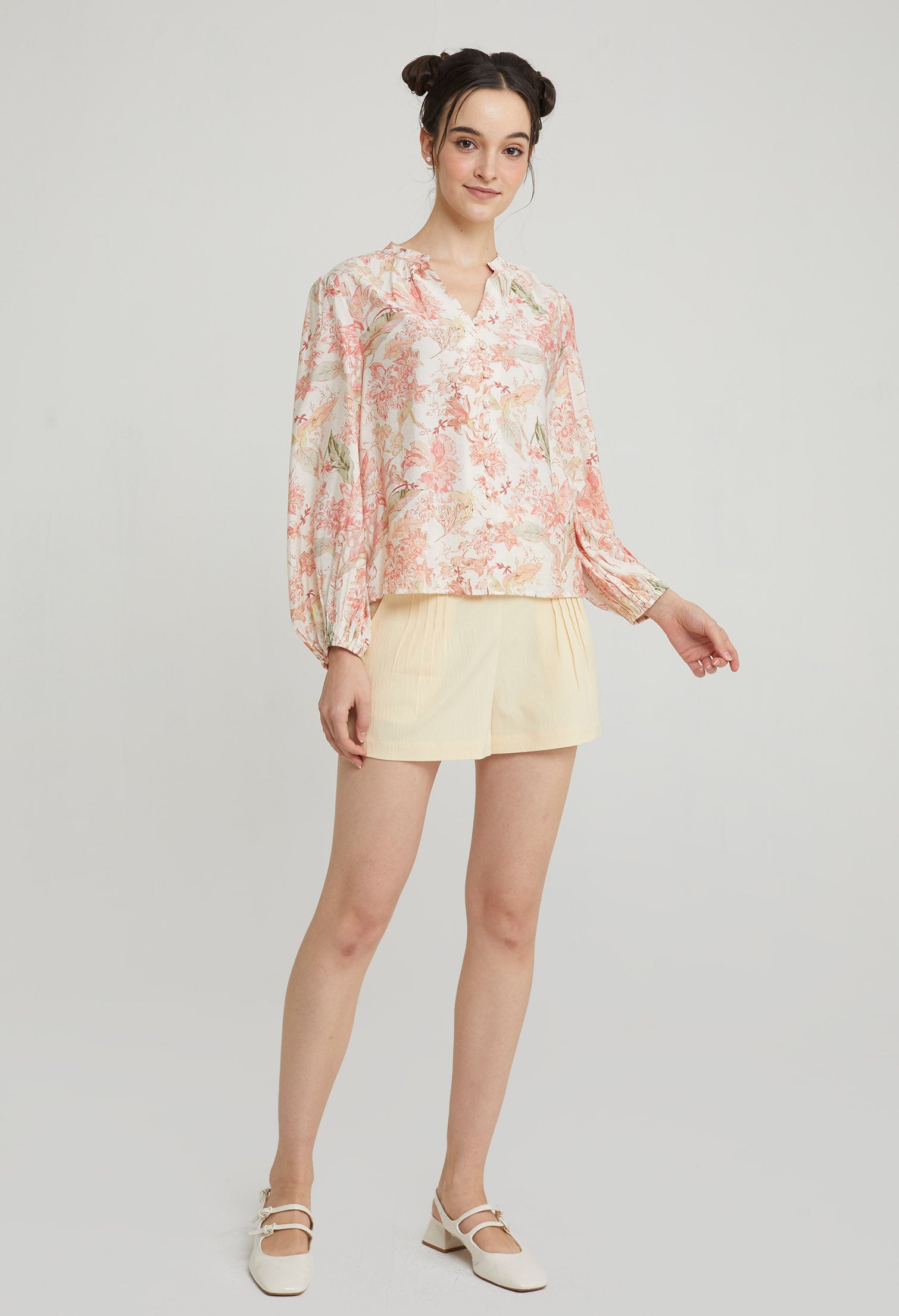 Petal Long Sleeves Blouse