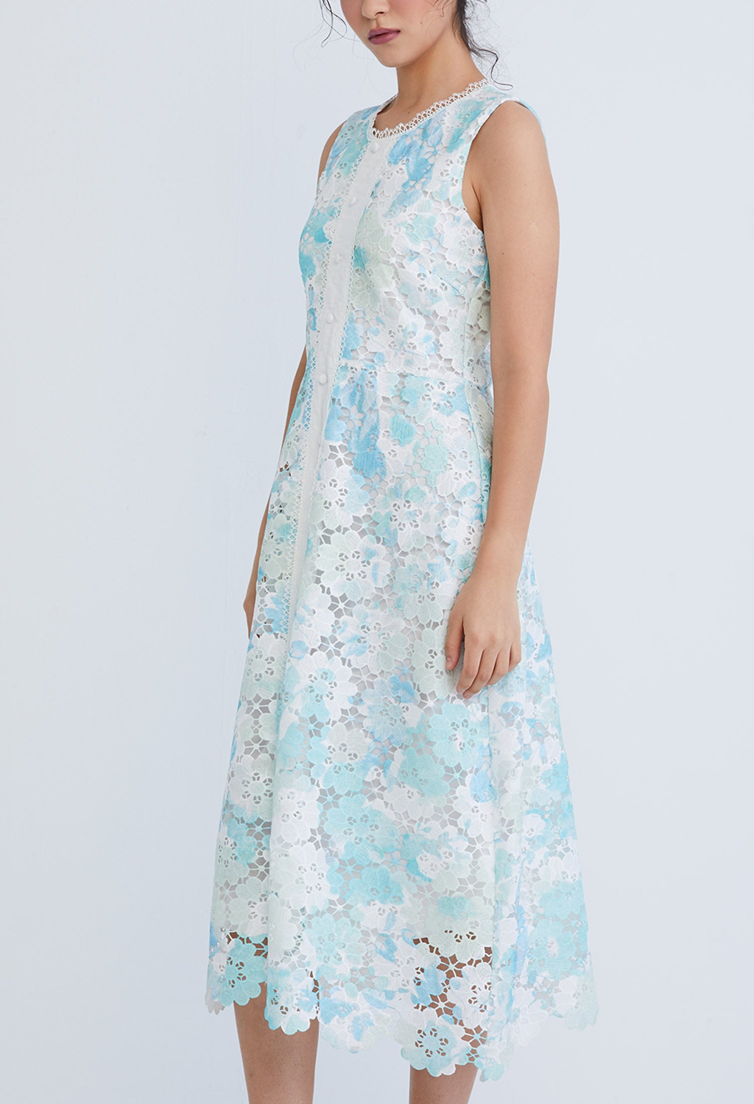 Tiffany Guipure Floral Lace Dress