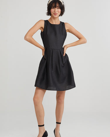 Pinafore A-Line Dress nichii (Malaysia) Pinafore A-Line Dress nichii (Malaysia)