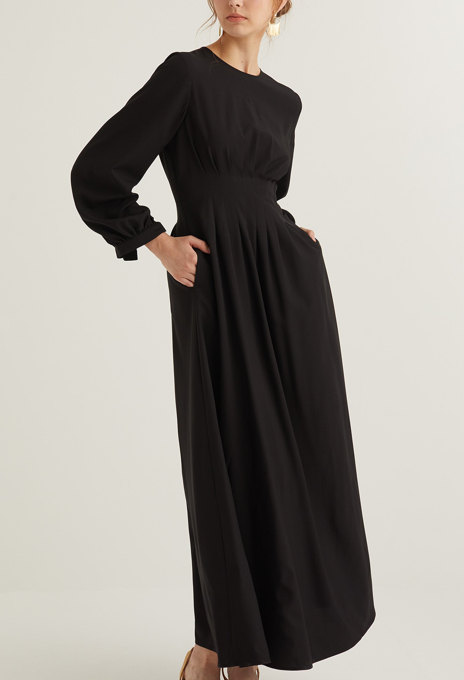 Bishop Sleeve Elegant Maxi Dress