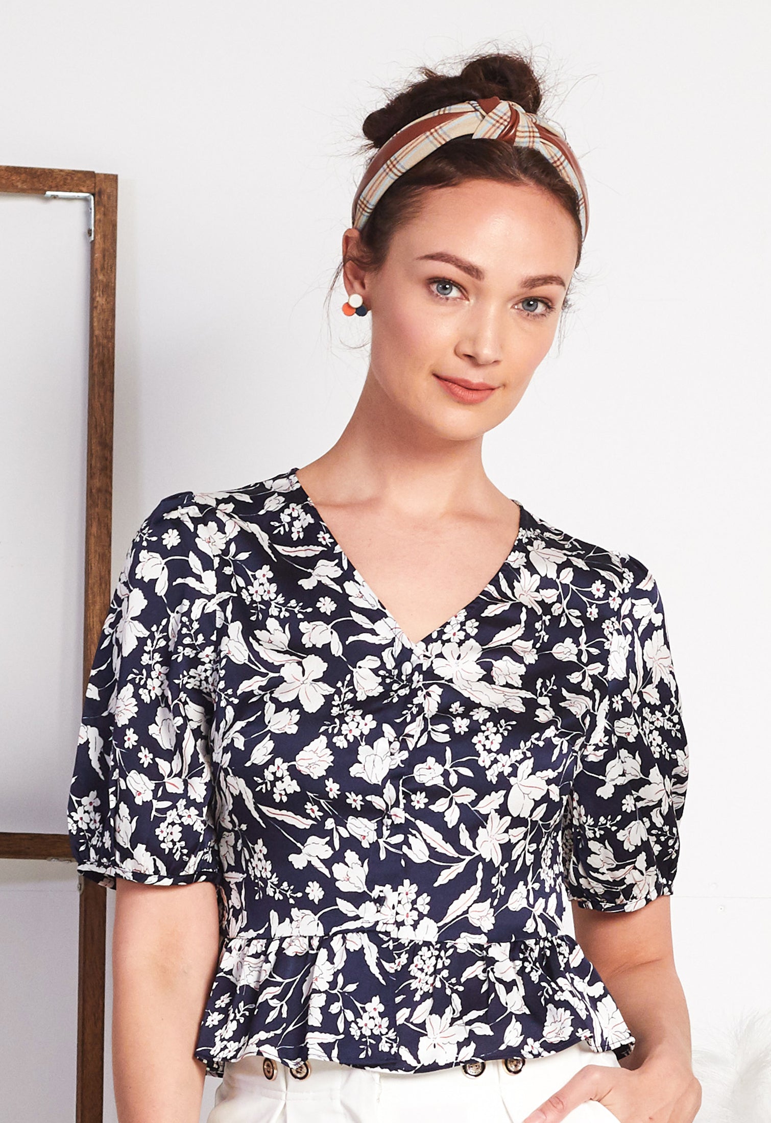 Allover Floral Puff Sleeve Top